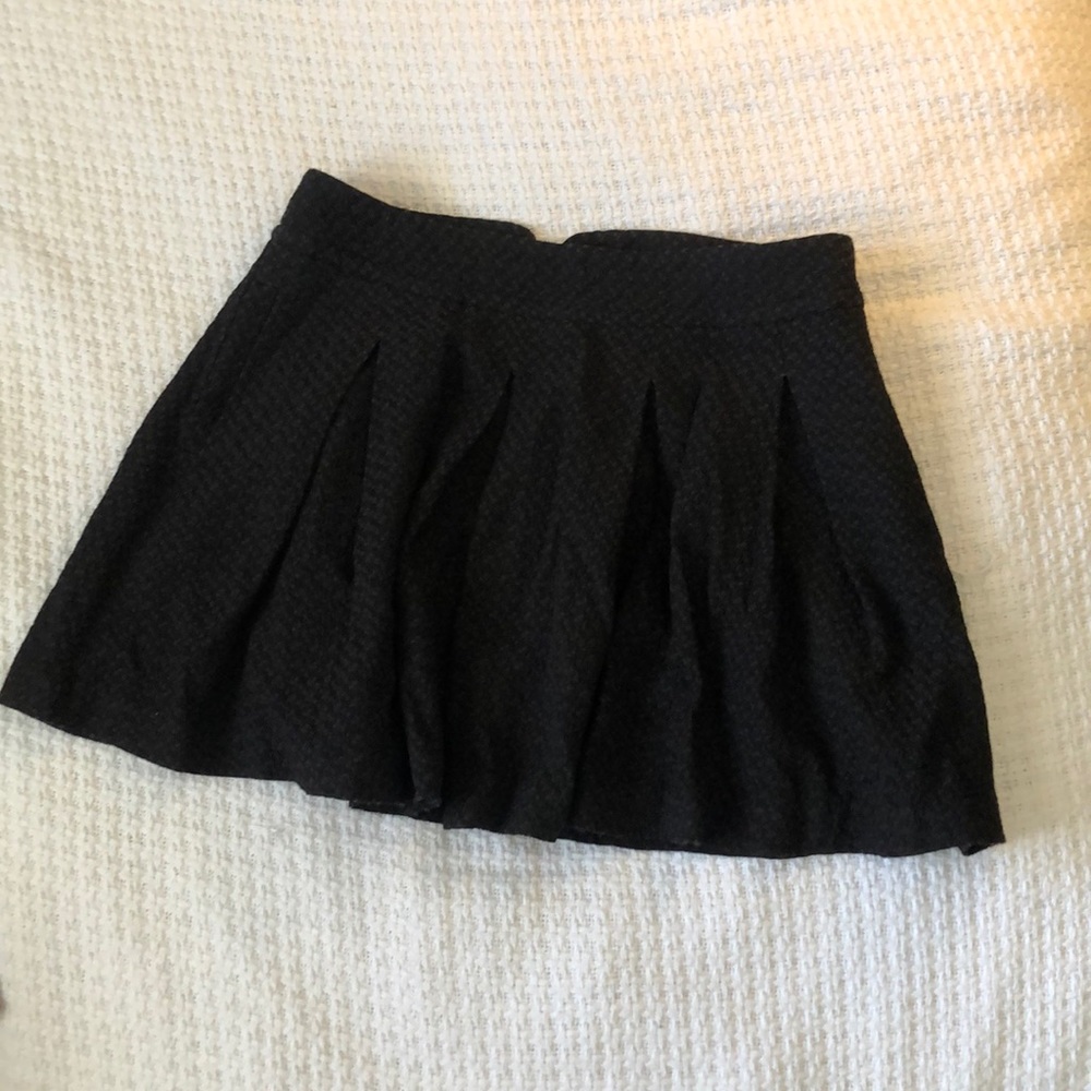 Kensie size 8 school-girl-style-like skirt.